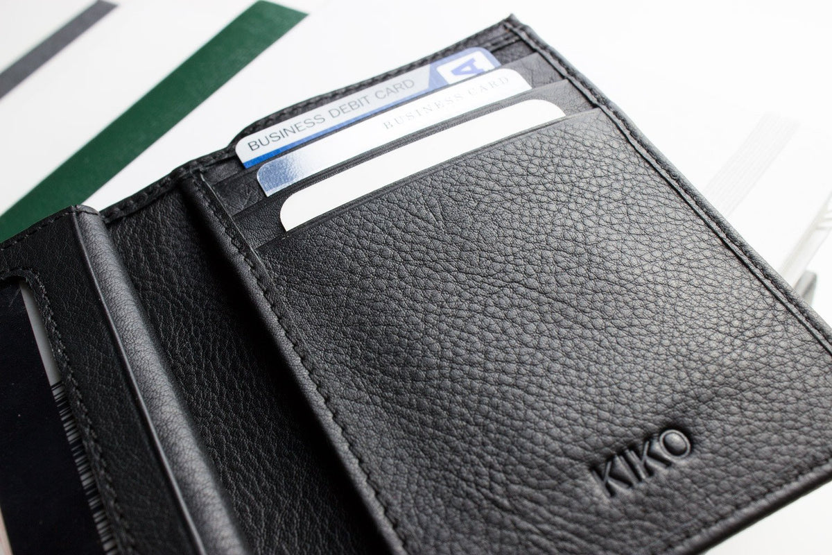 Slimfold Passcase Leather Wallet with ID Case in Black
