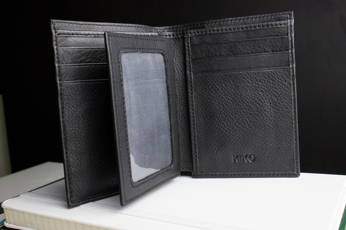 Slimfold Passcase Leather Wallet with ID Case in Black