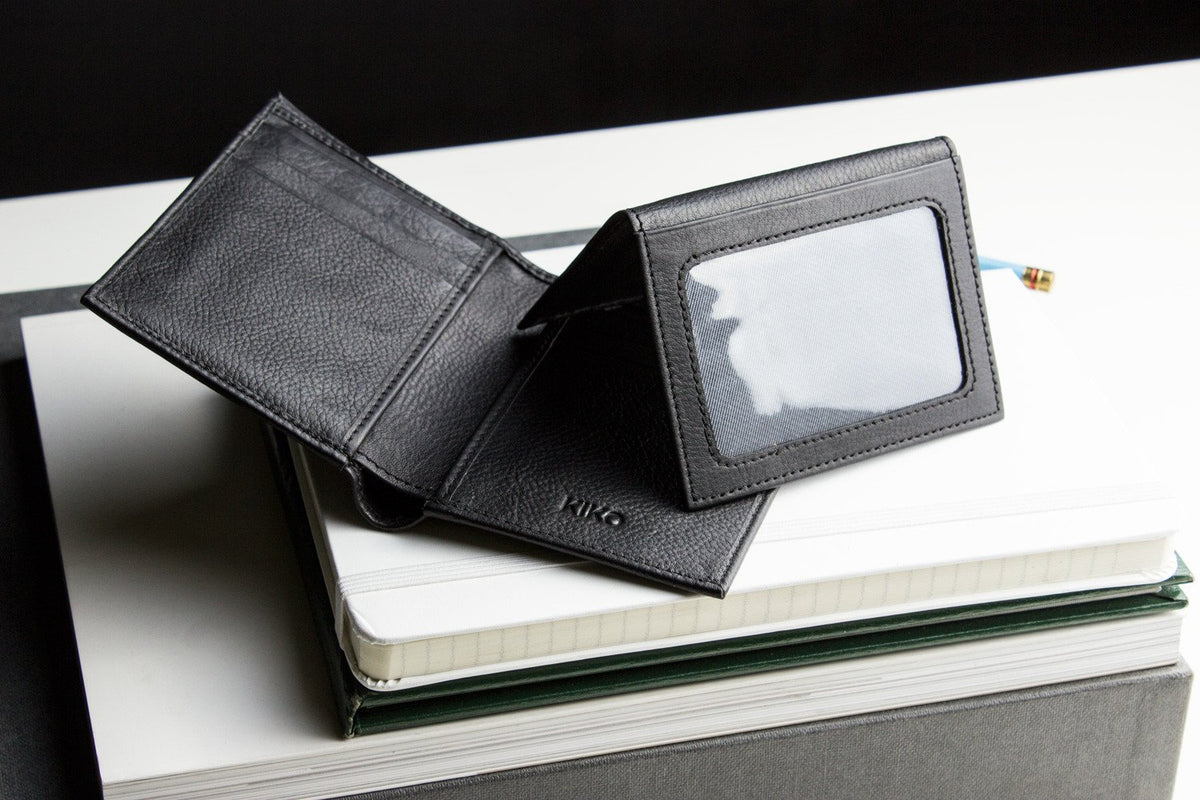 Slimfold Passcase Leather Wallet with ID Case in Black